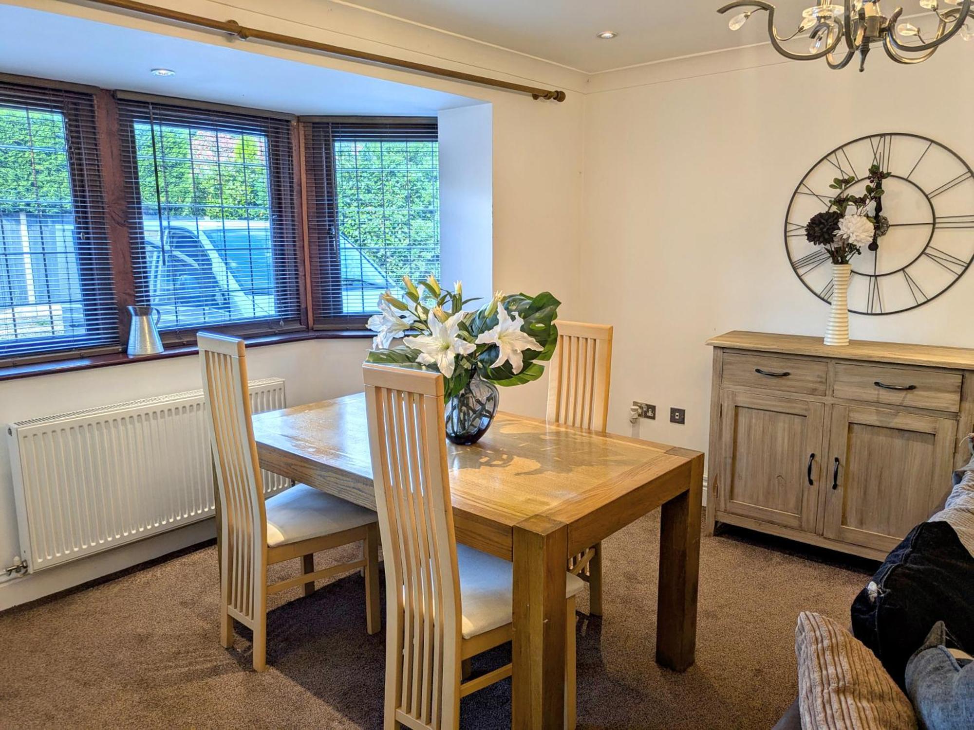 Spacious Home For Large Families And Contractors Wolverhampton Ngoại thất bức ảnh